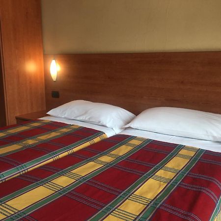 Ski Holidays Apartments Livigno Exterior foto