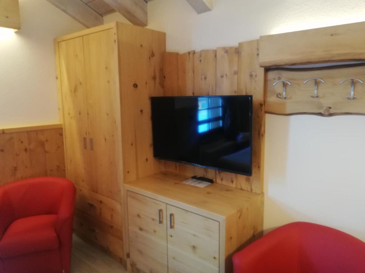 Ski Holidays Apartments Livigno Exterior foto