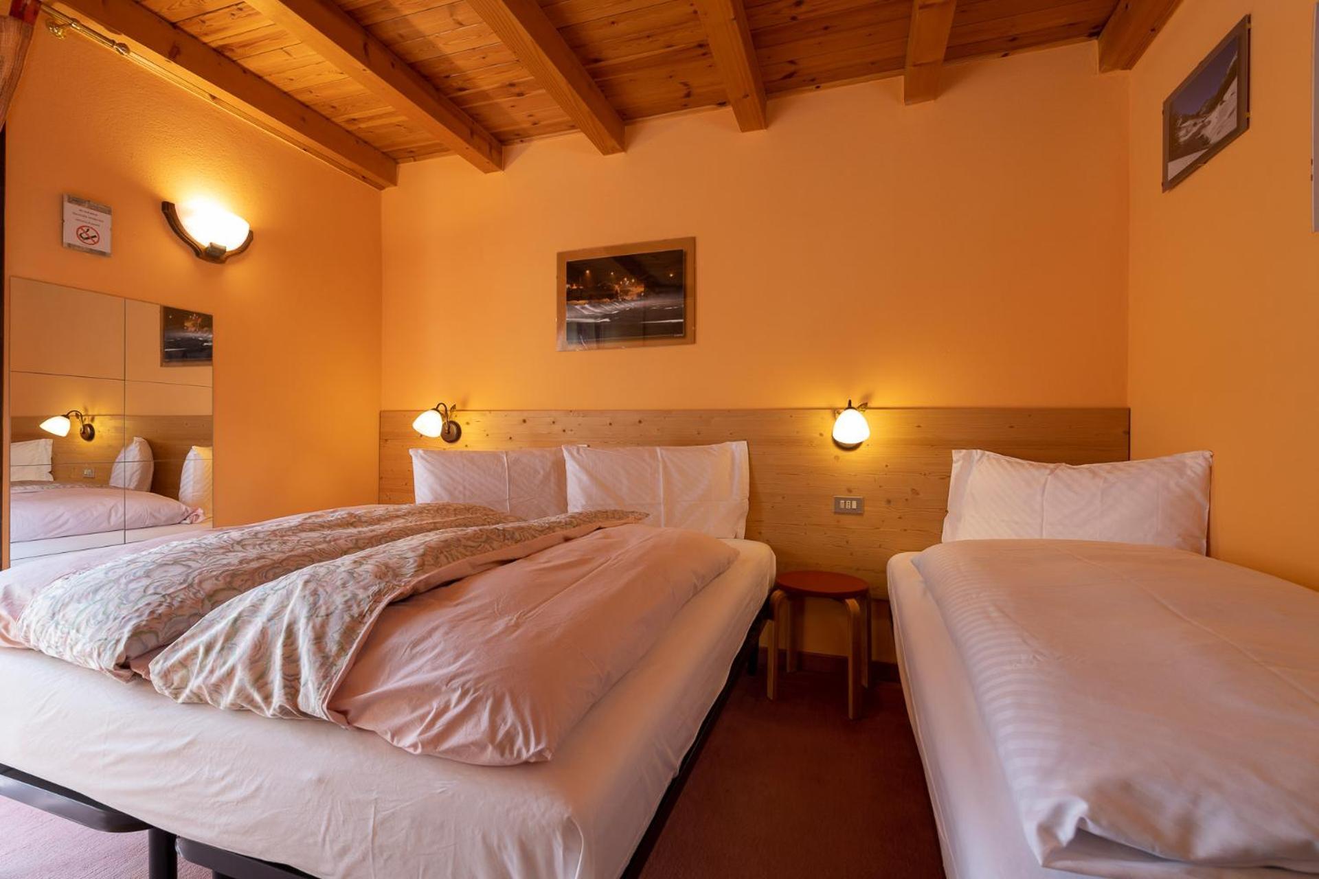 Ski Holidays Apartments Livigno Exterior foto